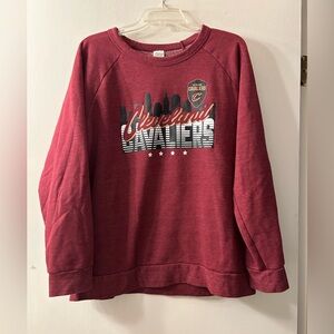 Cleveland Cavaliers crew neck sweatshirt- men’s size XL. Worn a few times EUC